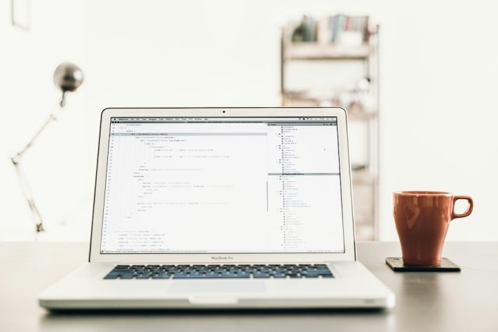 چرا خدمات برنامهنویسی افزونه اختصاصی در مشهد اهمیت دارد؟