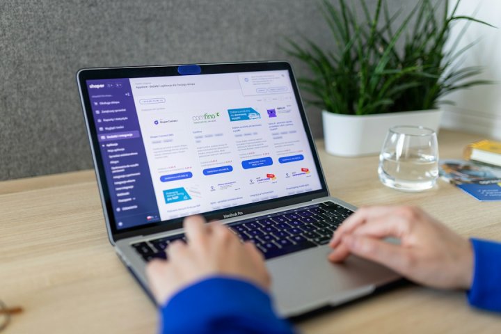 چرا کسبوکارهای ارومیه به وبسایت نیاز حیاتی دارند؟
